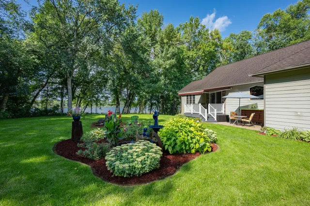 $799,900 | 8612 South Union Lake Drive Southeast, Alexandria, MN 56308