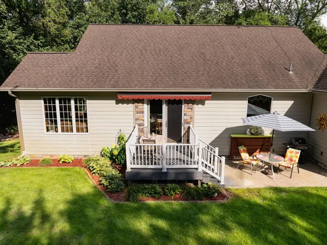 $799,900 | 8612 South Union Lake Drive Southeast, Alexandria, MN 56308