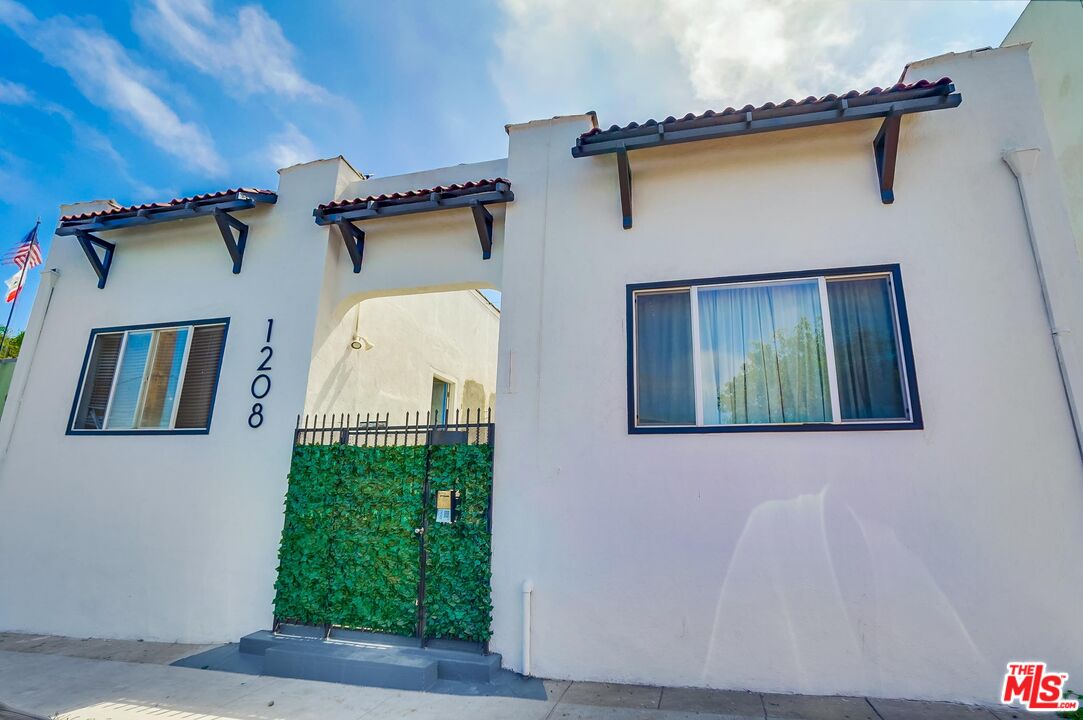 1208 Daisy Avenue Long Beach, CA 90813 - Photo 1 of 22