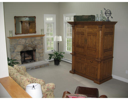 16 Juniper Road Upton, MA 01568 - Photo 8 of 14 Gallery Image 8