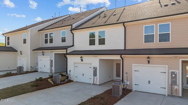 $325,000 | 955 Alma Railway Drive, Unit 563, Youngsville, NC 27596