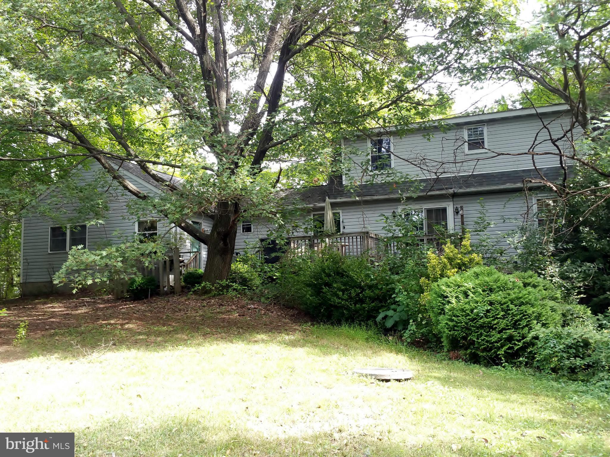 2728 Murkle Road Westminster, MD 21158 - Photo 5 of 18 Rear of the Home from the Morton Building