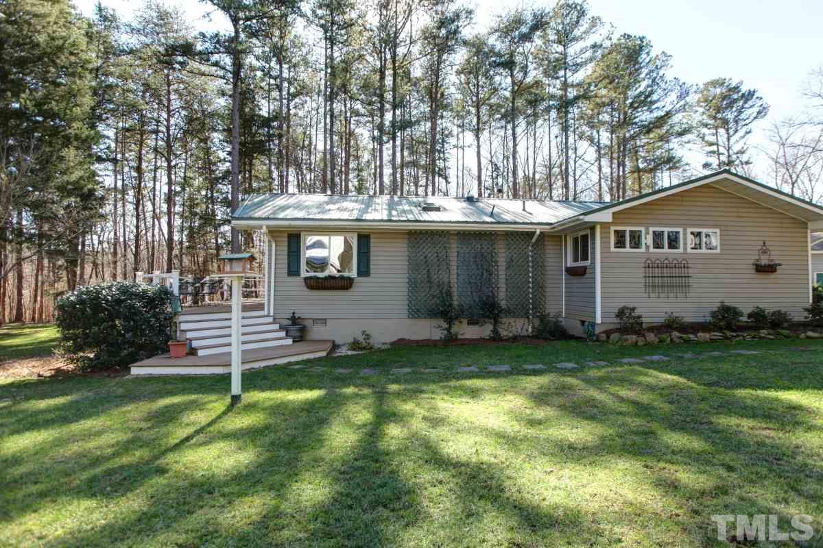 526 Trestle Road Clarksville, VA 23927 - Photo 4 of 25 Gallery Image 4