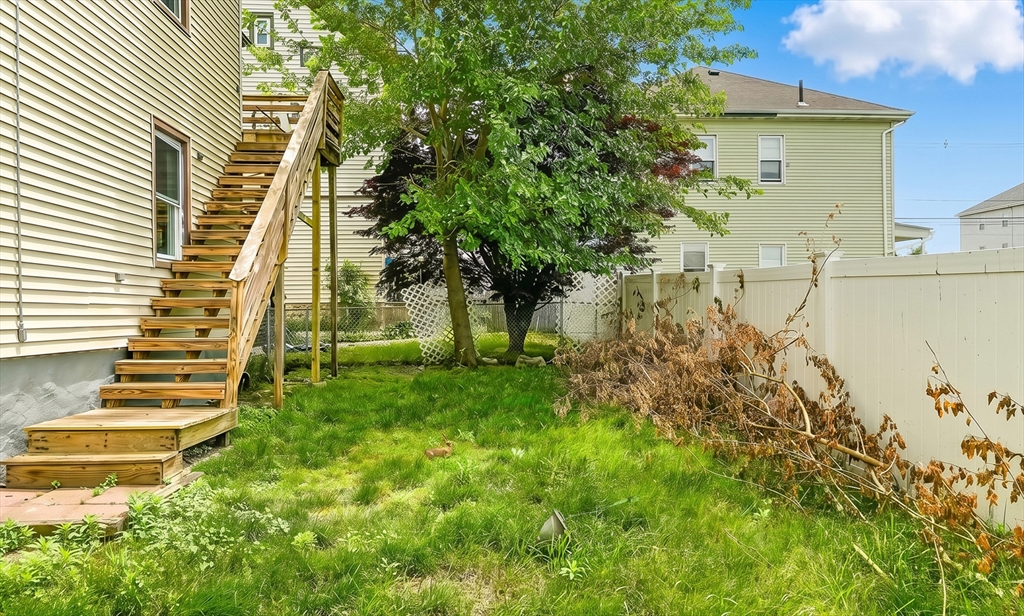 833 Grinnell Street Fall River, MA 02721 - Photo 23 of 42