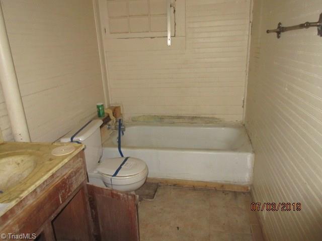 325 4th Street High Point, NC 27260 - Photo 8 of 10 Gallery Image 8