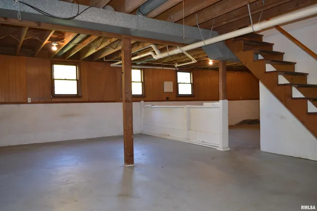 $122,000 | 1492 Passavant Drive, Jacksonville, IL 62650