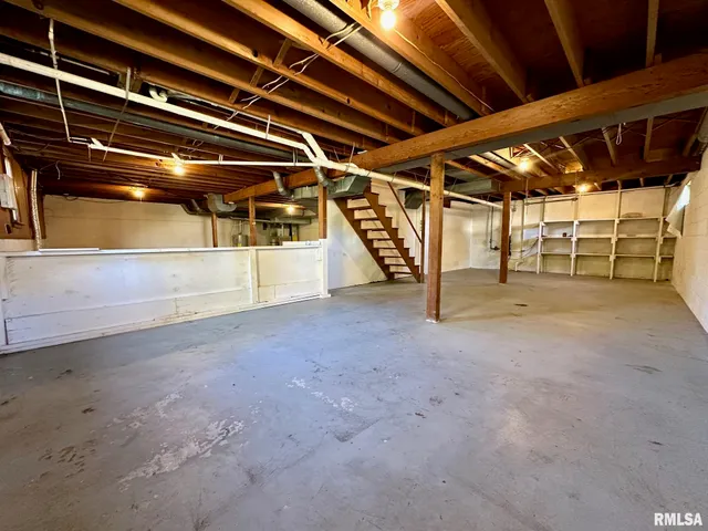 $122,000 | 1492 Passavant Drive, Jacksonville, IL 62650