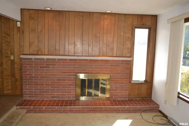 $122,000 | 1492 Passavant Drive, Jacksonville, IL 62650