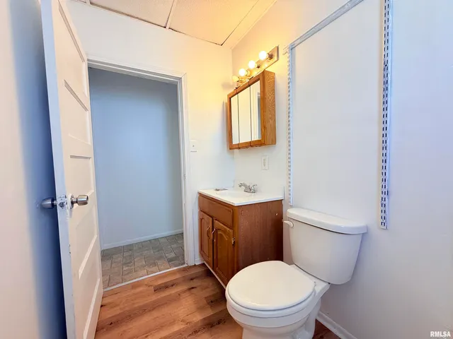 $69,900 | 123 West College Street, Harrisburg, IL 62946