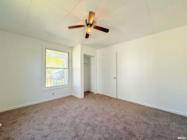 $69,900 | 123 West College Street, Harrisburg, IL 62946