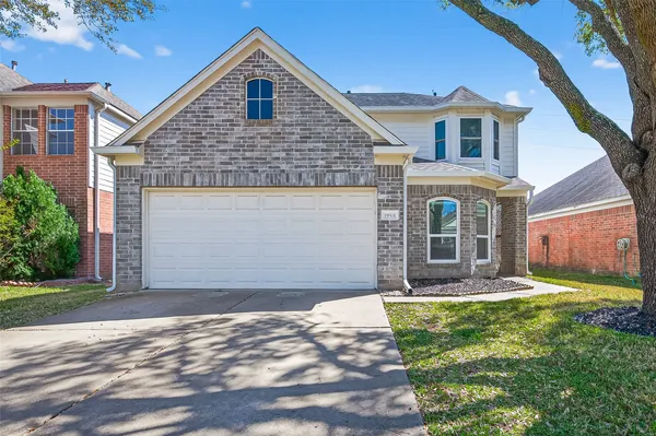 $297,000 | 19511 Maywood Falls Circle, Houston, TX 77084