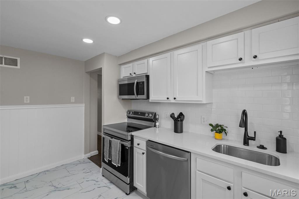8036 Titus Road St. Louis, MO 63114 - Photo 16 of 48 Gallery Image 16