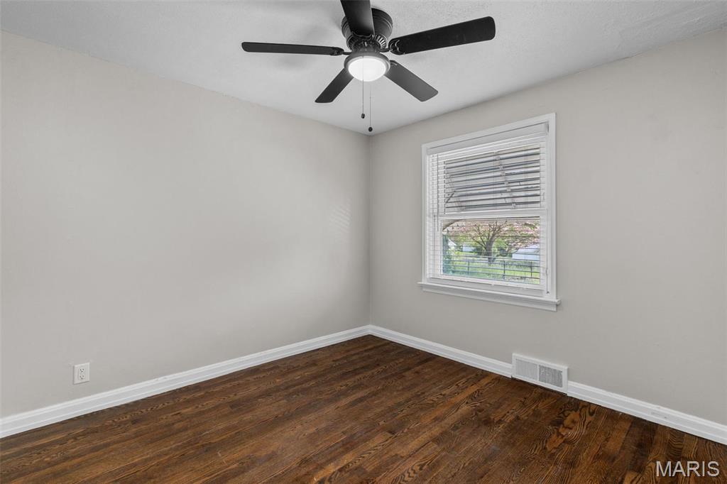 8036 Titus Road St. Louis, MO 63114 - Photo 25 of 48 Gallery Image 25
