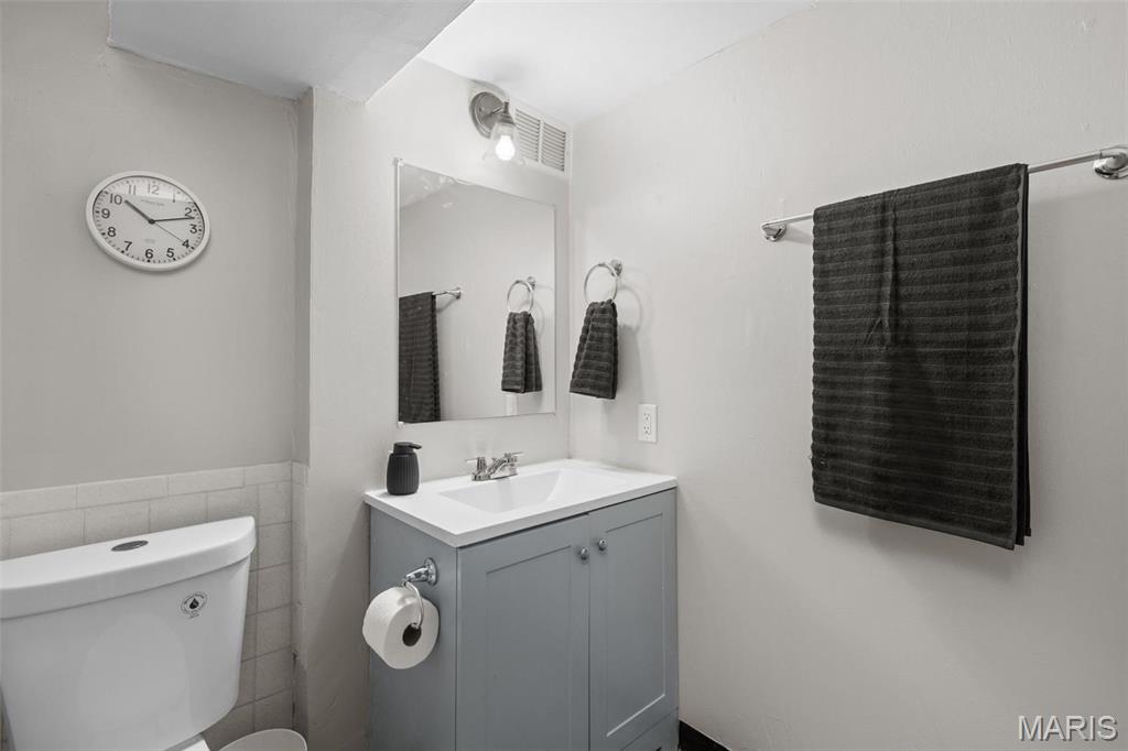 8036 Titus Road St. Louis, MO 63114 - Photo 37 of 48 Gallery Image 37