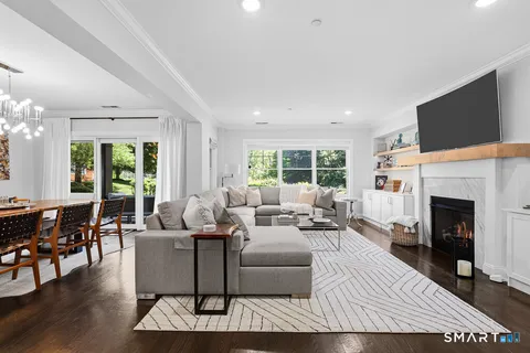 $675,000 | 16 Hayestown Road, Unit A101, Danbury, CT 06811