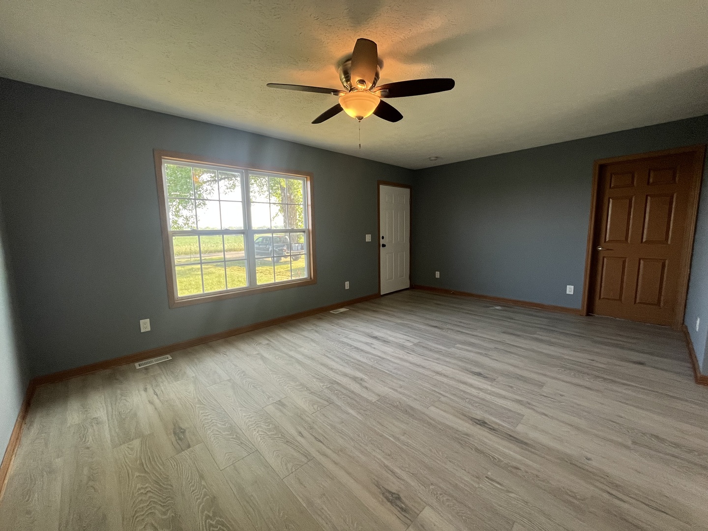 1494 North 15th Road Streator, IL 61364 - Photo 2 of 25