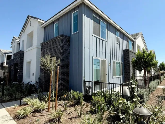 $3,200 | 2704 East Bottas Privado, Ontario, CA 91762