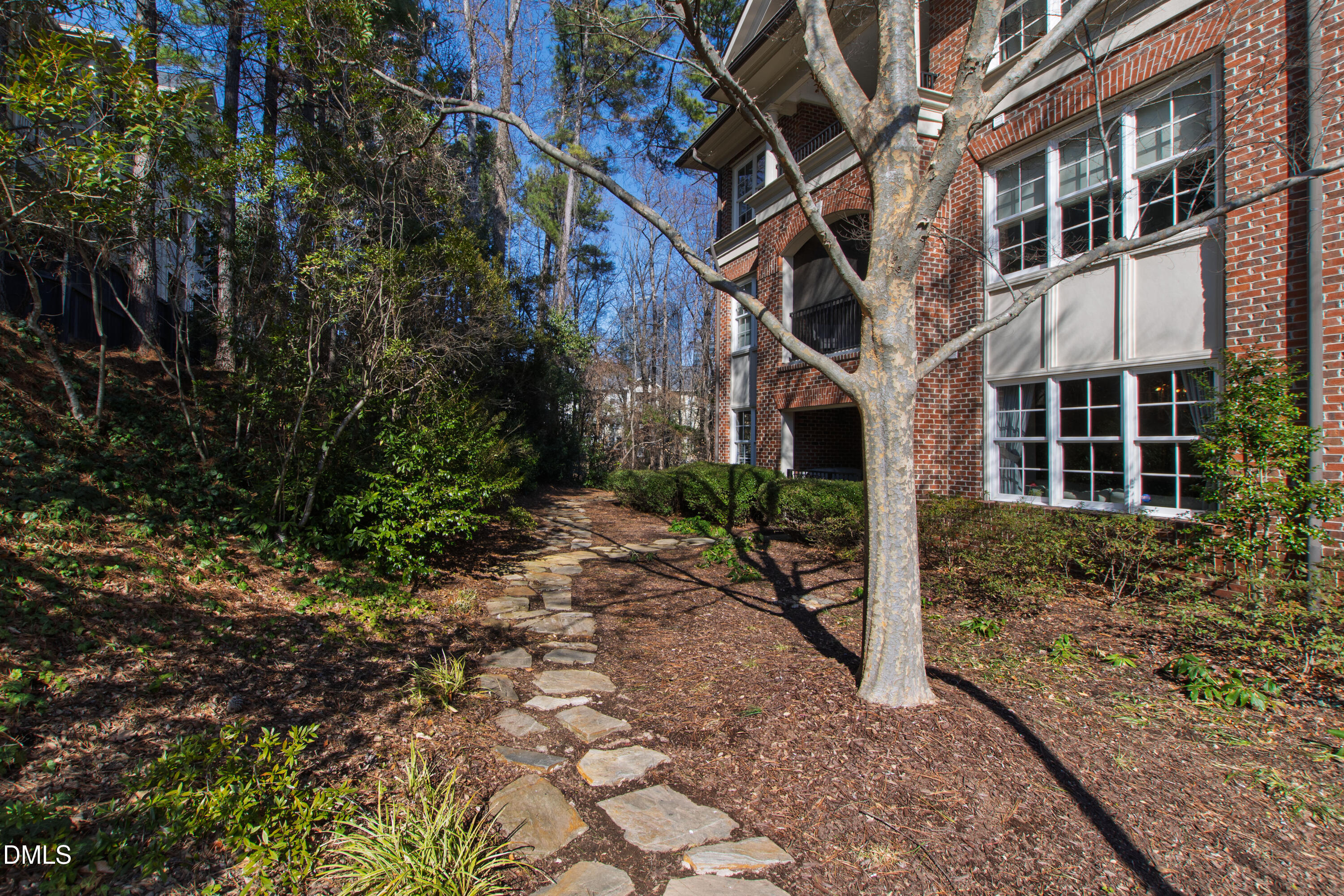 340 Allister Drive, Unit 113 Raleigh, NC 27609 - Photo 31 of 44 Allister Unit 113 (53)