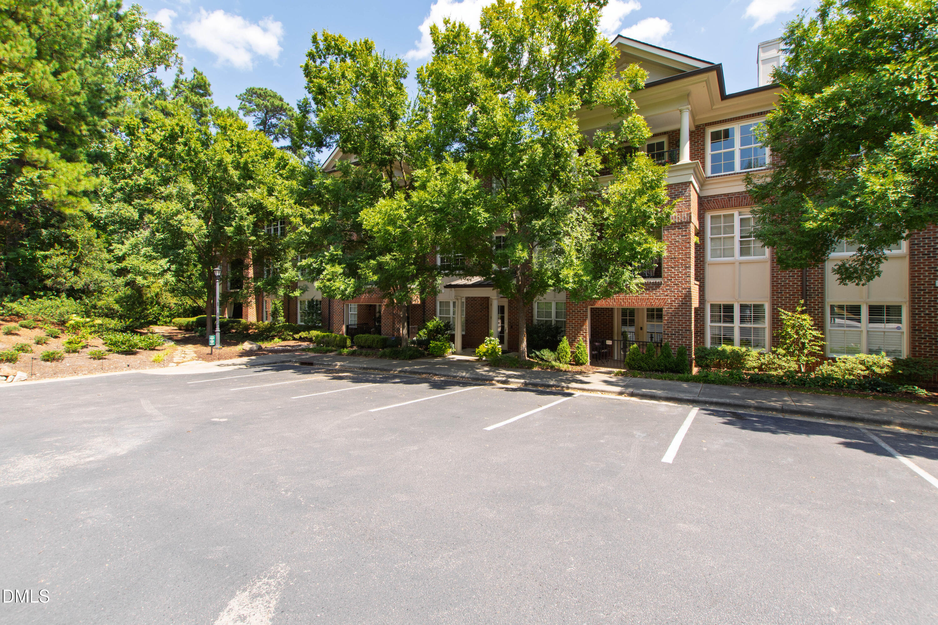 340 Allister Drive, Unit 113 Raleigh, NC 27609 - Photo 37 of 44 Allister Unit 113 (17)