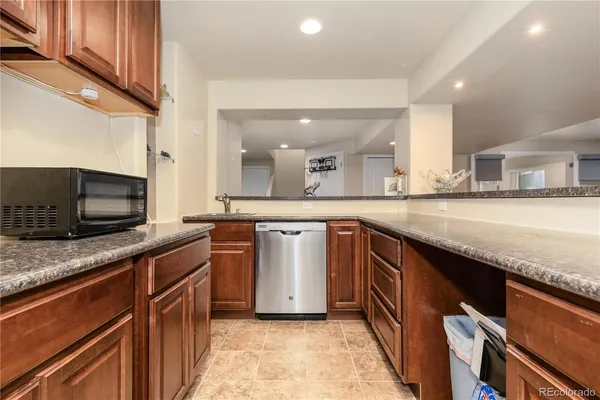 $875,000 | 6189 South Oak Hill Way, Aurora, CO 80016