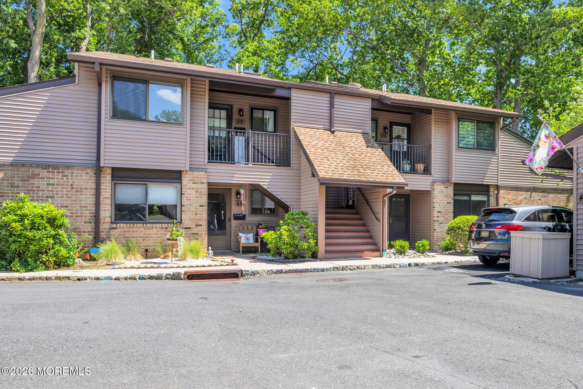 46 Friendship Court Red Bank, NJ 07701 - Photo 2 of 34 1-web-or-mls-2M1A2163b