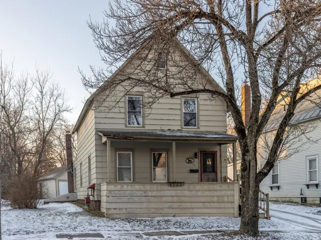 $465,000 | 39 Grove Street, Burlington, VT 05401