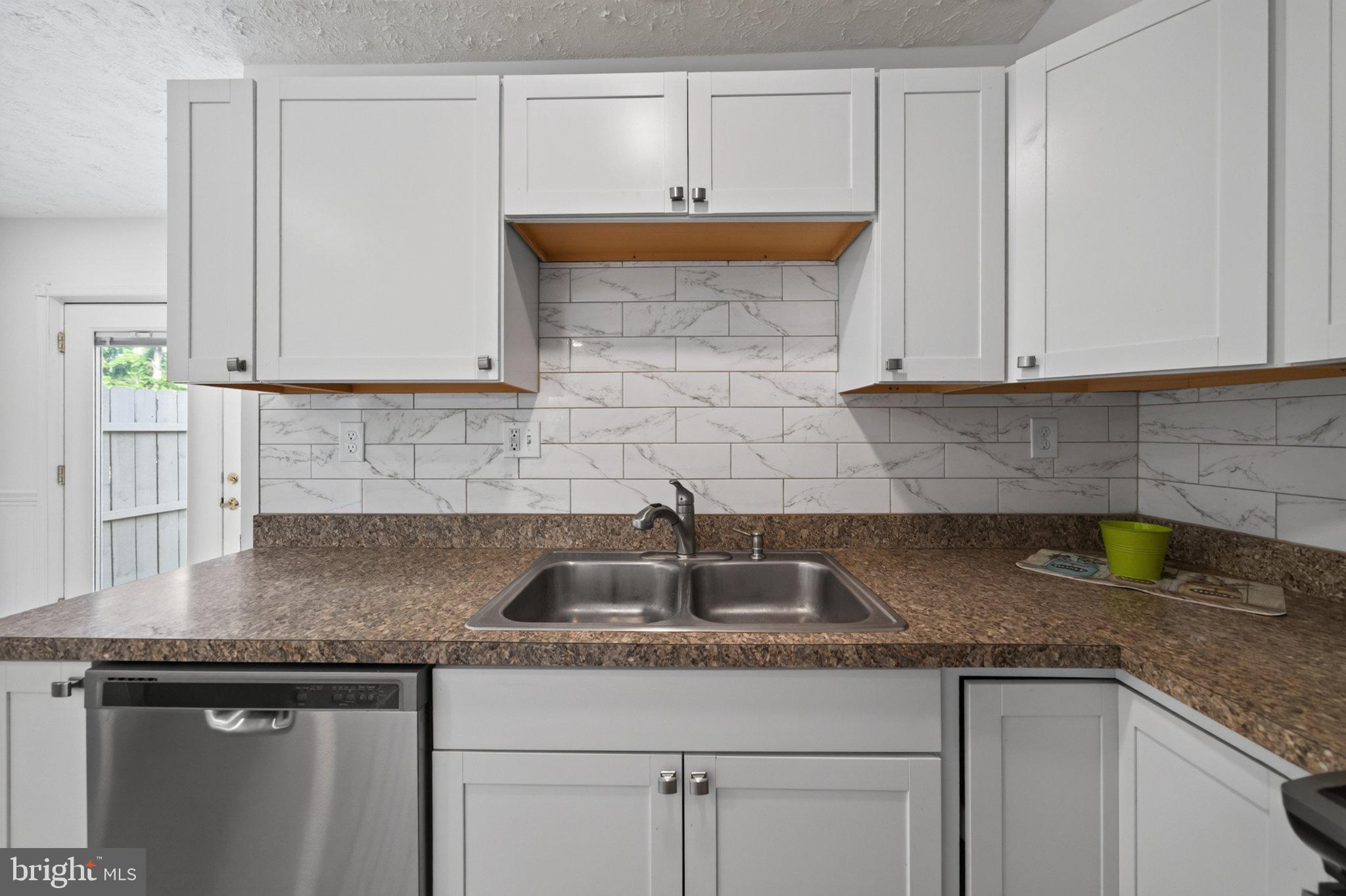 209 Ritter Place Berryville, VA 22611 - Photo 11 of 40