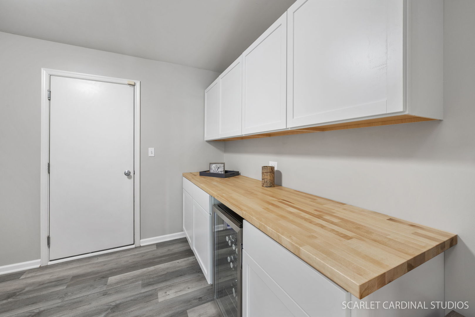 3214 Marbill Farm Road Montgomery, IL 60538 - Photo 9 of 27 a kitchen with stainless steel appliances granite countertop a sink and cabinets
