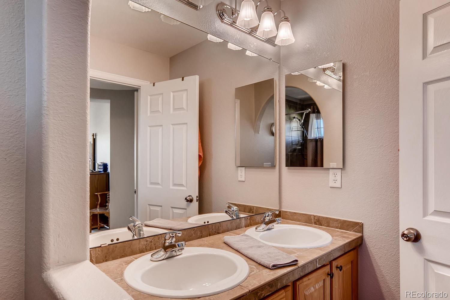 10891 Towerbridge Road Highlands Ranch, CO 80130 - Photo 19 of 28