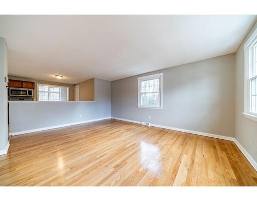 65 Pinecrest Drive Springfield, MA 01118 - Photo 5 of 13 Gallery Image 5
