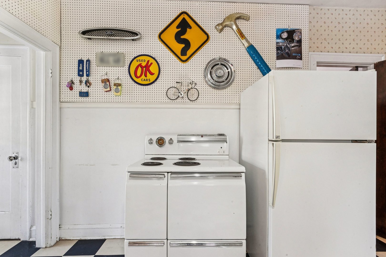 1201 Noyes Street Evanston, IL 60201 - Photo 17 of 50 a kitchen with a refrigerator and a stove
