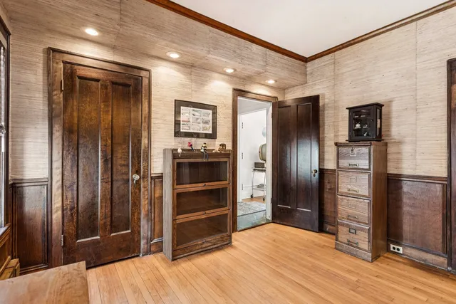 $799,000 | 1201 Noyes Street, Evanston, IL 60201