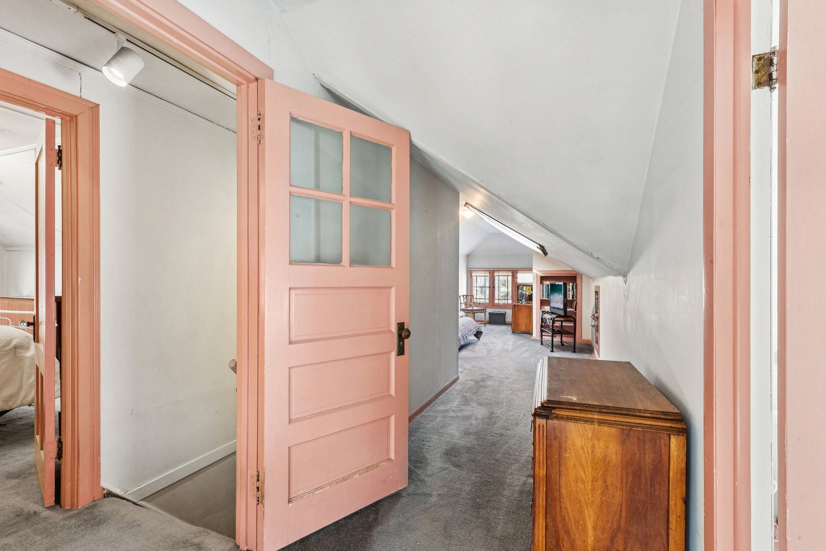 1201 Noyes Street Evanston, IL 60201 - Photo 32 of 50 a view of entryway and hall with wooden floor