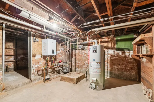 $799,000 | 1201 Noyes Street, Evanston, IL 60201