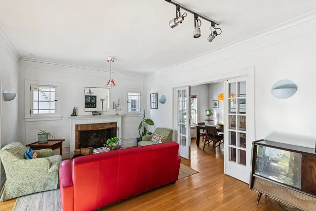 $799,000 | 1201 Noyes Street, Evanston, IL 60201