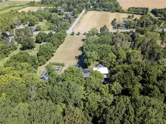 $1,400,000 | 1650 Ridge Road, Lewiston, NY 14092