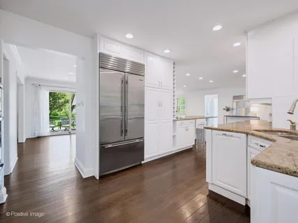 $1,250,000 | 1324 Laurie Lane, Burr Ridge, IL 60527