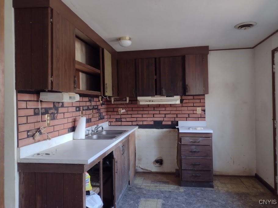 110 Pineview Terrace Ithaca Town, NY 14850 - Photo 5 of 26 Kitchen