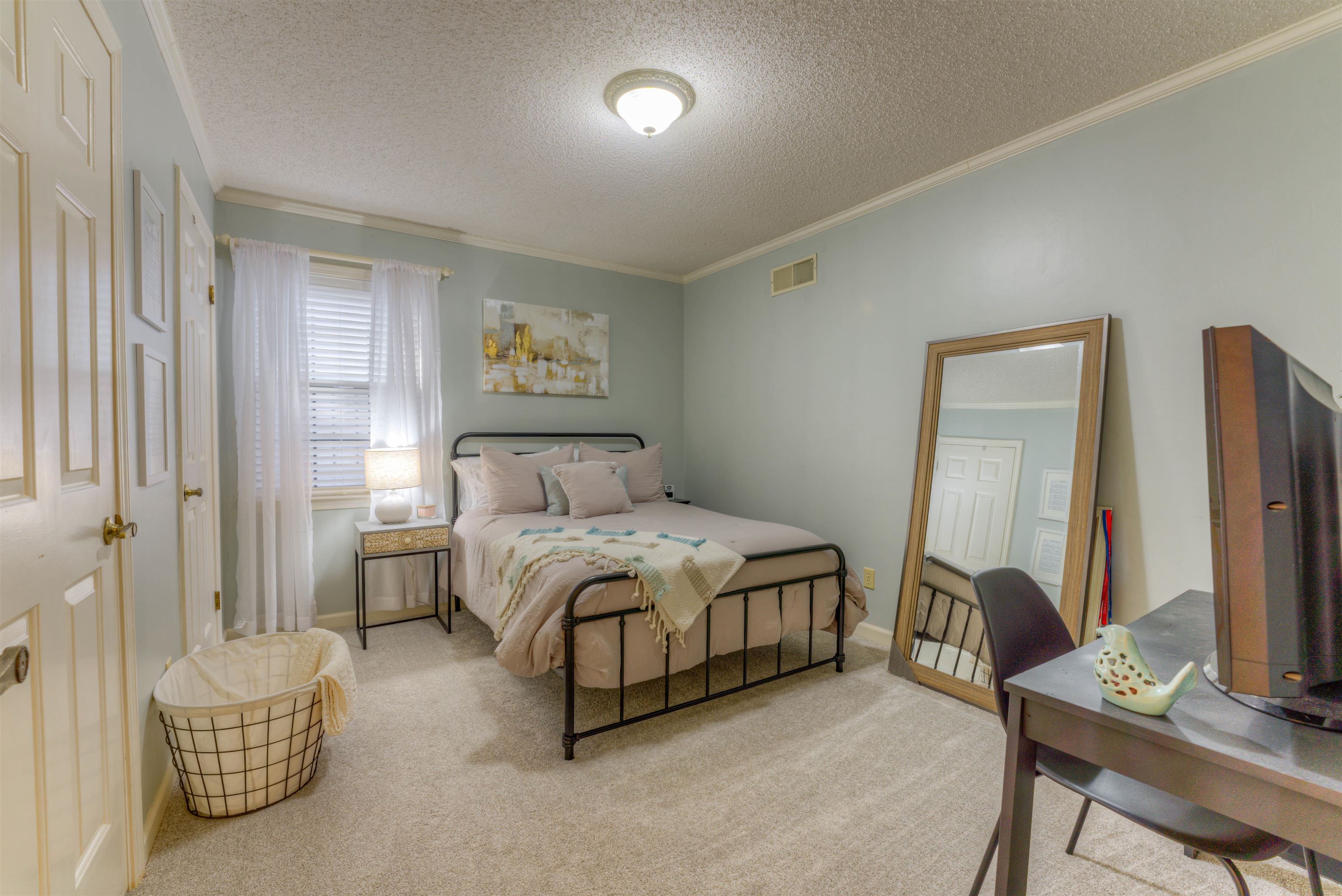 7099 Crestridge Road Memphis, TN 38119 - Photo 14 of 25 Gallery Image 14