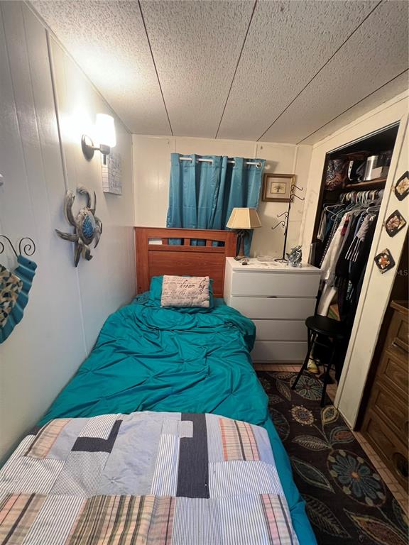 1005 Whitehurst Road, Unit 92 Plant City, FL 33563 - Photo 19 of 29 a backyard of a house with wooden floor