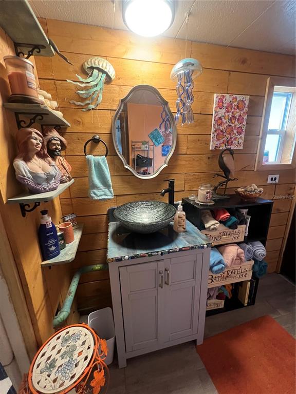 1005 Whitehurst Road, Unit 92 Plant City, FL 33563 - Photo 24 of 29 a view of a room with toys