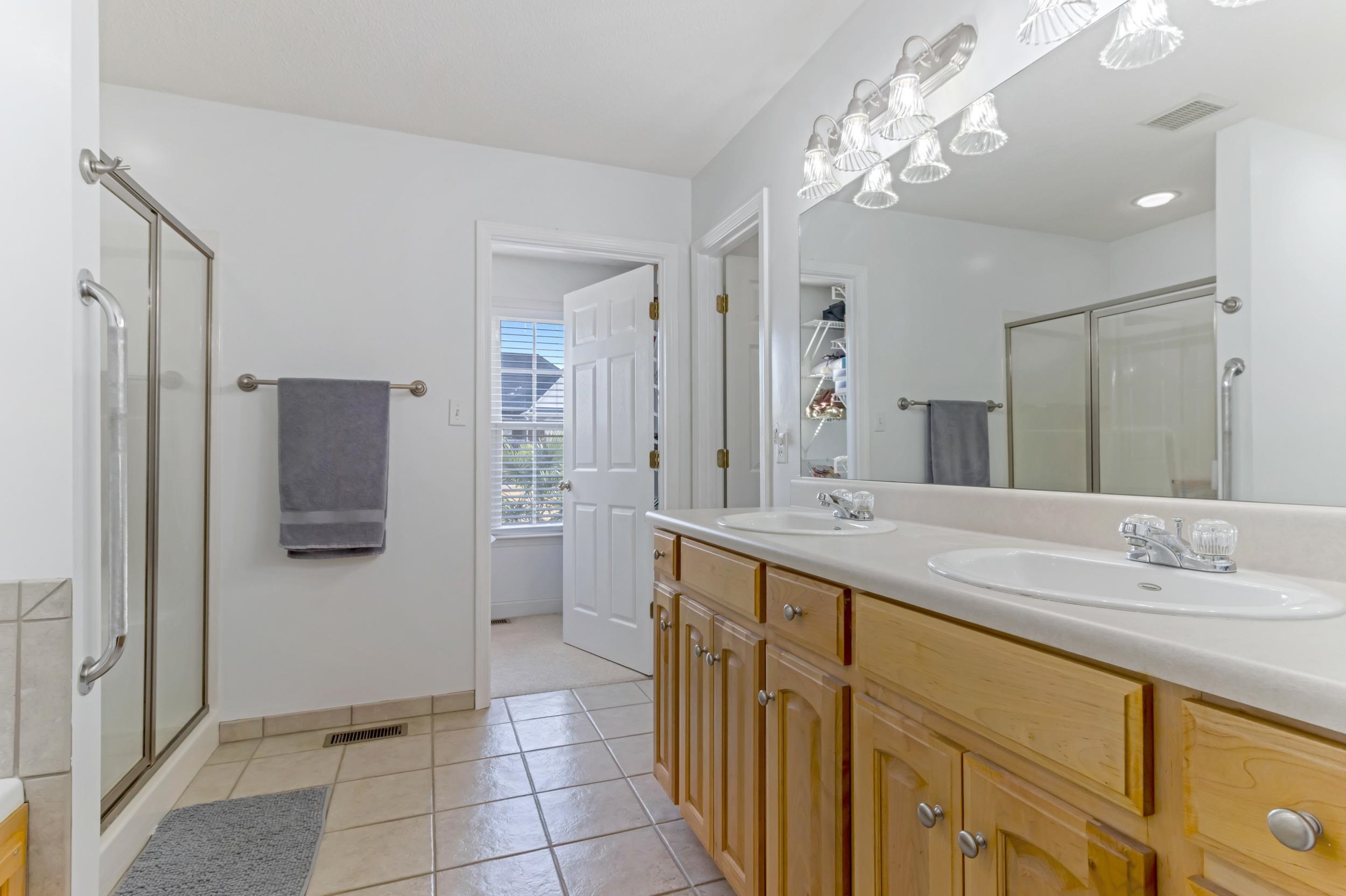 137 Stonehedge Drive Inman, SC 29349 - Photo 13 of 35