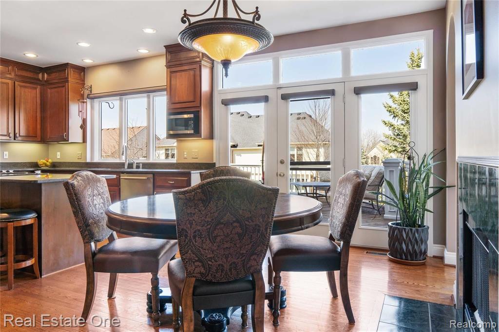 2018 Hickory Trail Drive Rochester Hills, MI 48309 - Photo 22 of 60