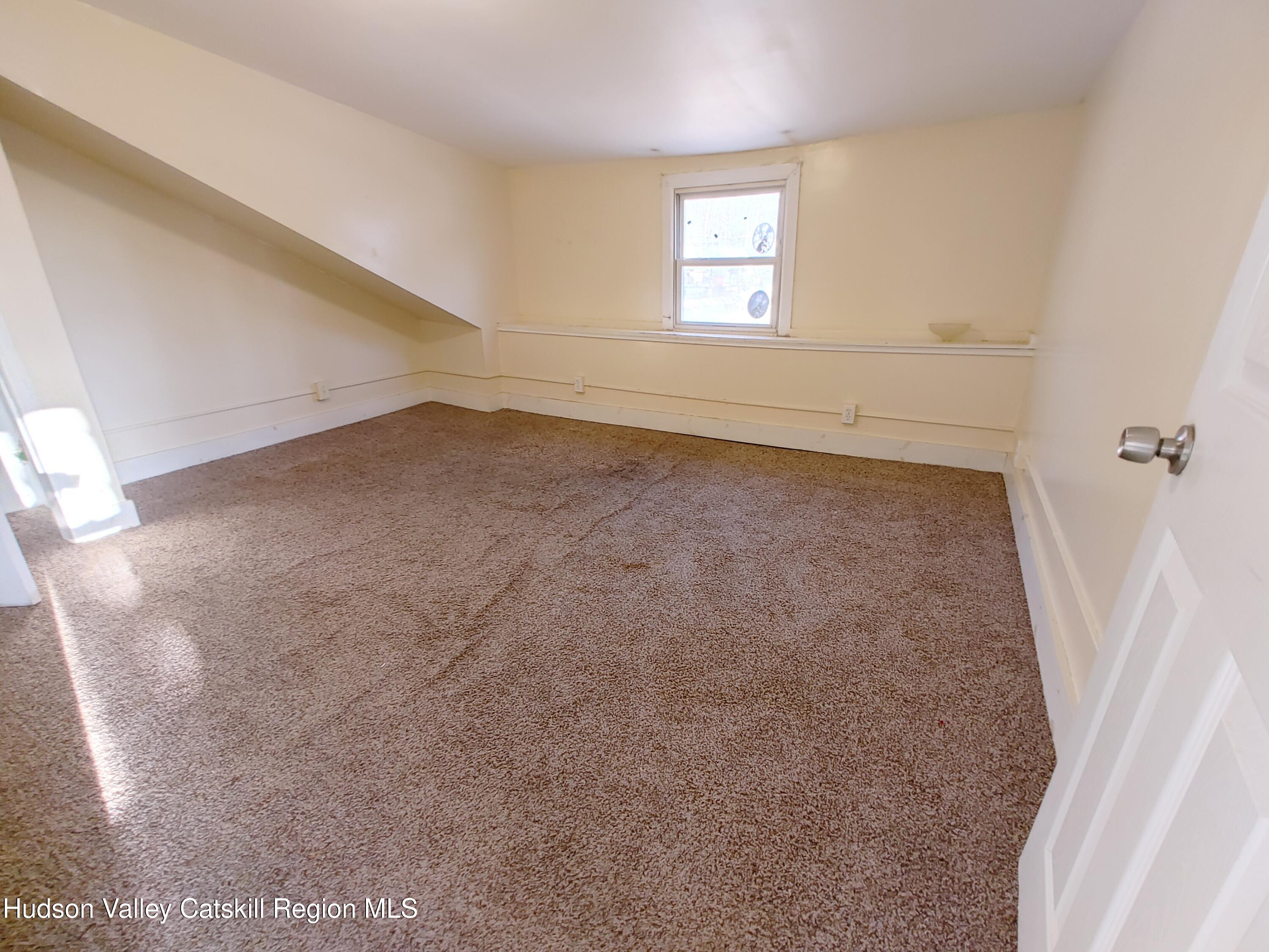 263 Berme Road Ellenville, NY 12428 - Photo 16 of 44 0108261503_HDR