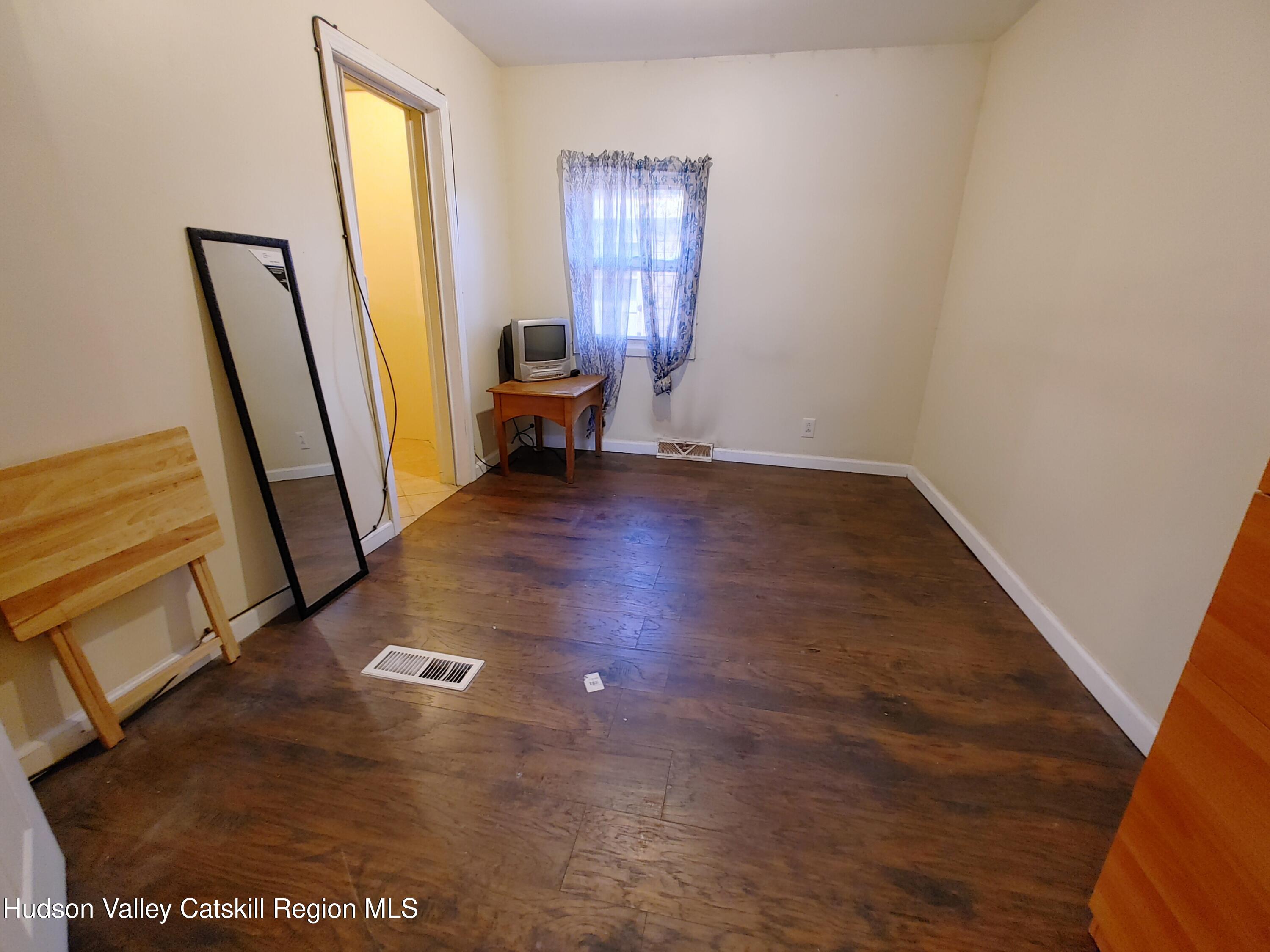 263 Berme Road Ellenville, NY 12428 - Photo 8 of 44 0108261458_HDR