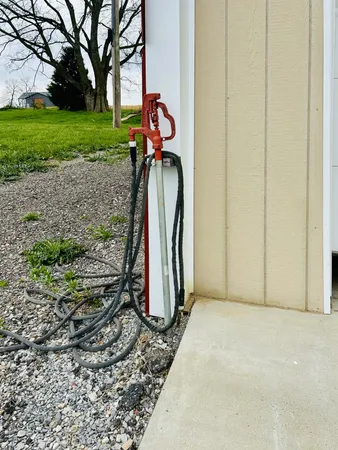 $845,000 | 5843 Highway 41 North, Cedar Hill, TN 37032