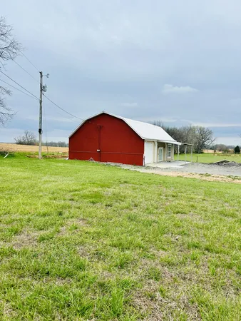 $845,000 | 5843 Highway 41 North, Cedar Hill, TN 37032