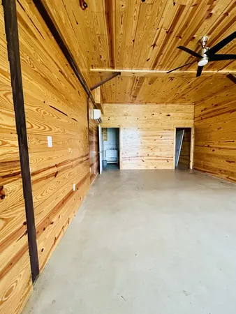 $845,000 | 5843 Highway 41 North, Cedar Hill, TN 37032