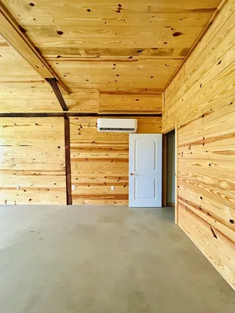 $845,000 | 5843 Highway 41 North, Cedar Hill, TN 37032