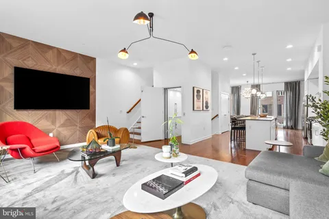 $5,600 | 3203 Sunrise Walk, Philadelphia, PA 19125